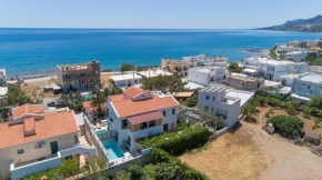 Paradisos luxury villas next to beach